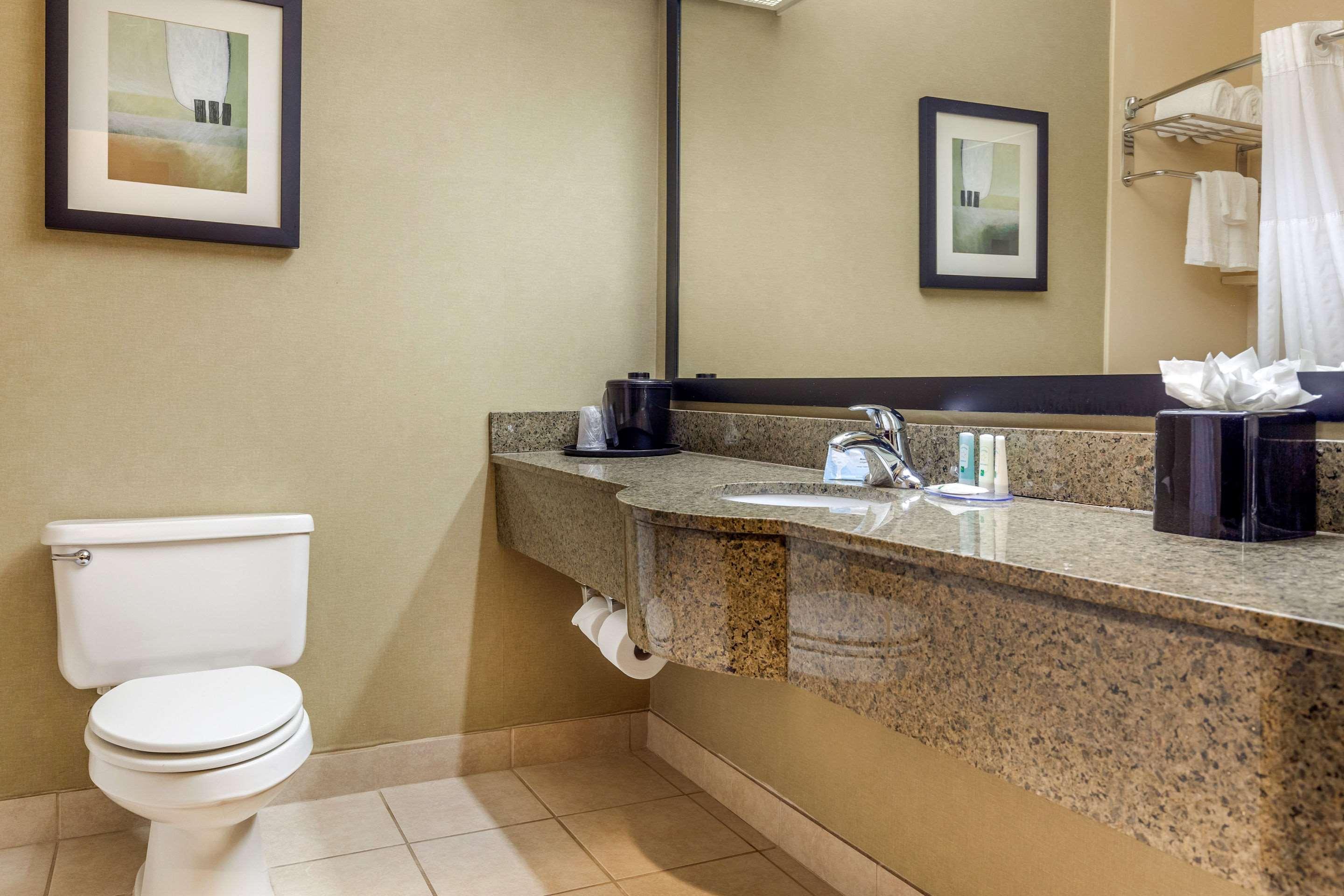 Quality Inn & Suites Durant Εξωτερικό φωτογραφία
