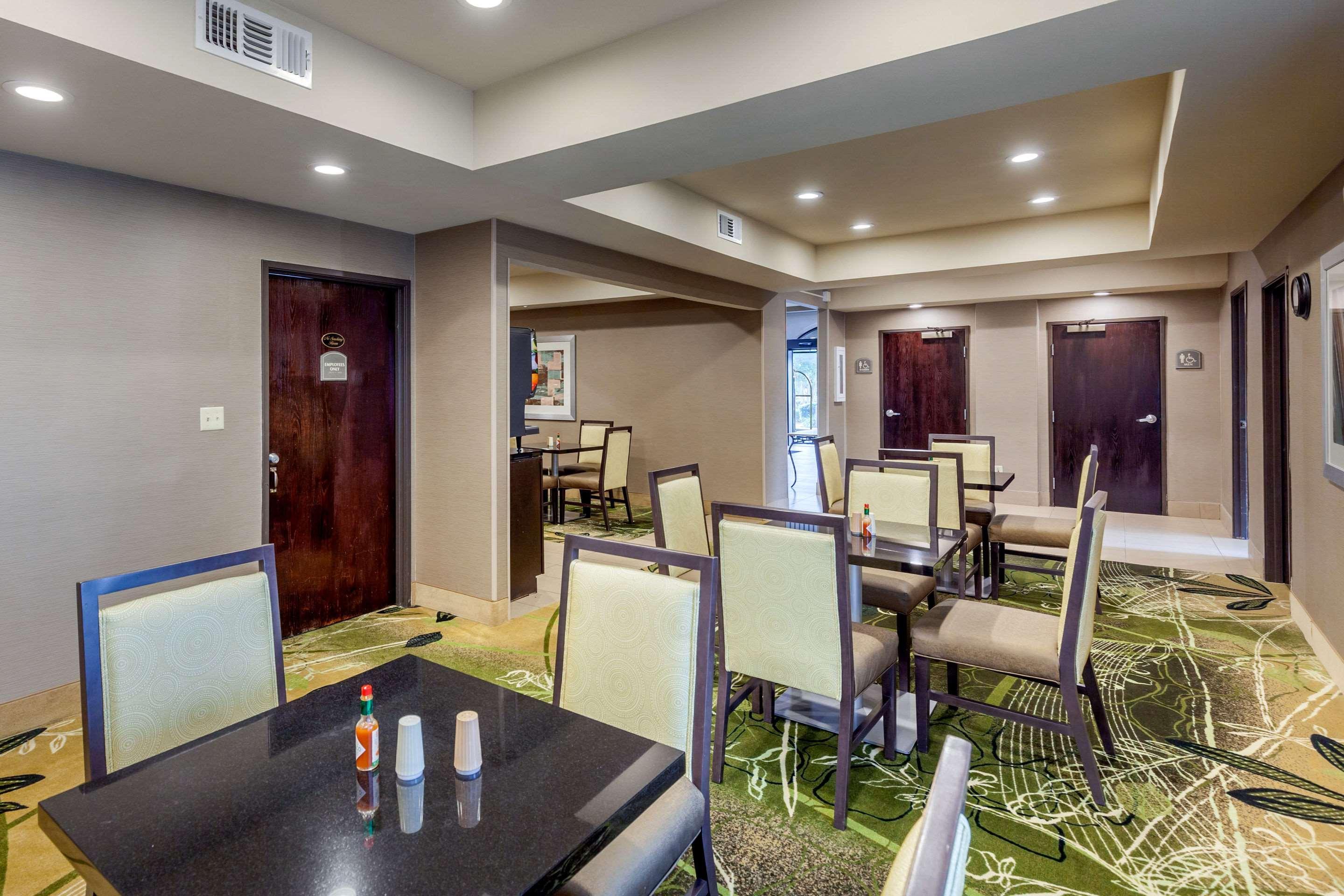 Quality Inn & Suites Durant Εξωτερικό φωτογραφία